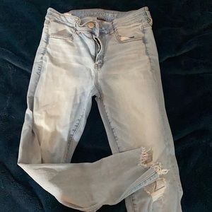 American eagle light wash jeans